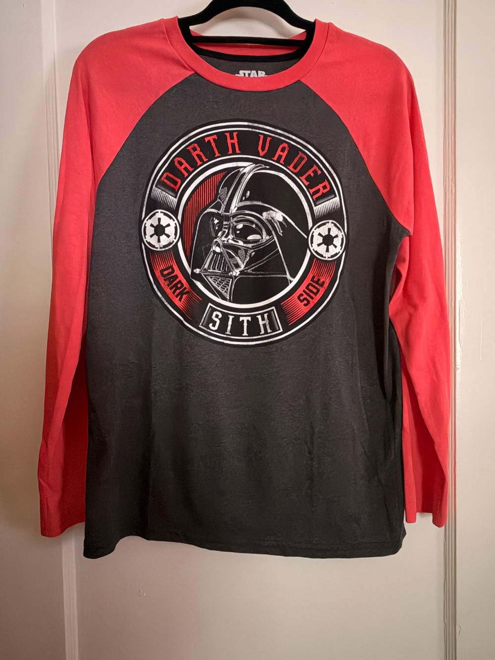 Star Wars Darth Vader Raglan Long Sleeve Tee - Black & Red